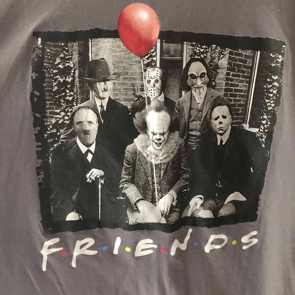 FRIENDS tee - Picture 2 of 3